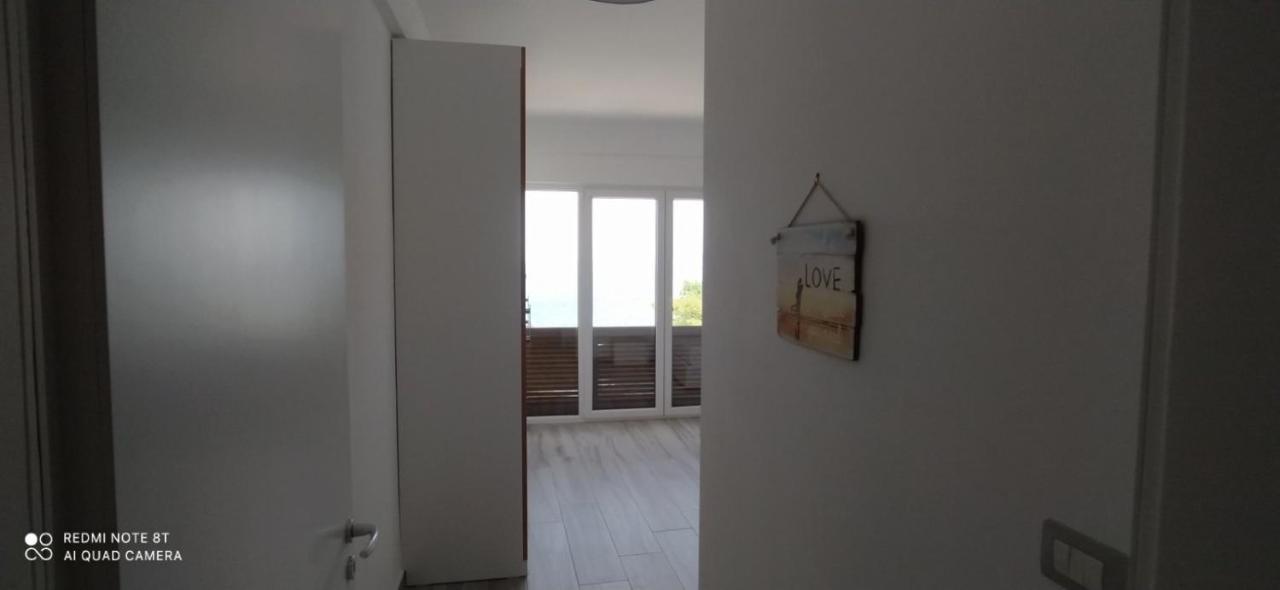 Matthews Beach House Vlora Kültér fotó