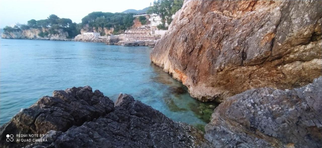 Matthews Beach House Vlora Kültér fotó