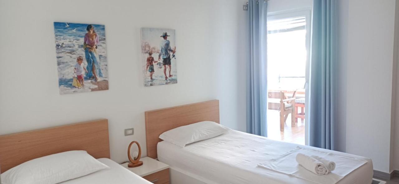 Matthews Beach House Vlora Kültér fotó