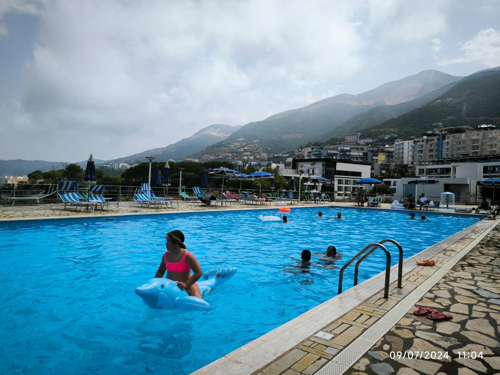 Matthews Beach House Vlora Kültér fotó
