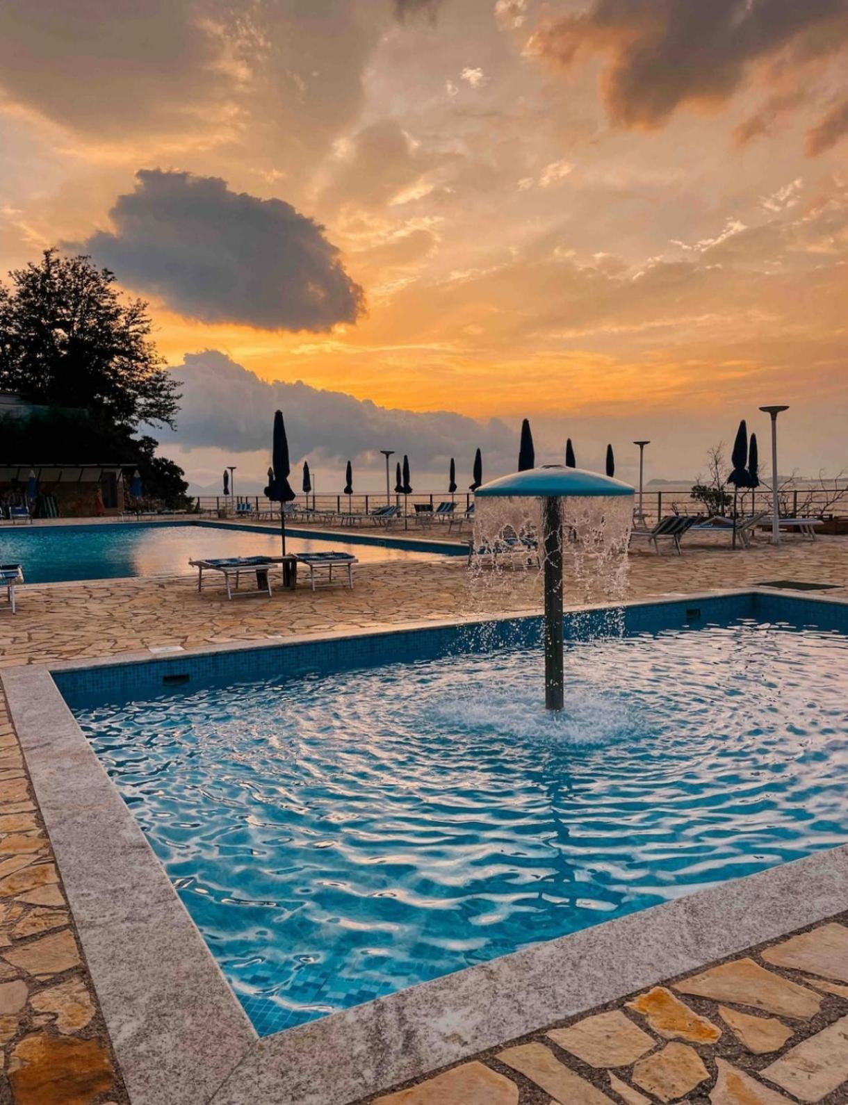 Matthews Beach House Vlora Kültér fotó